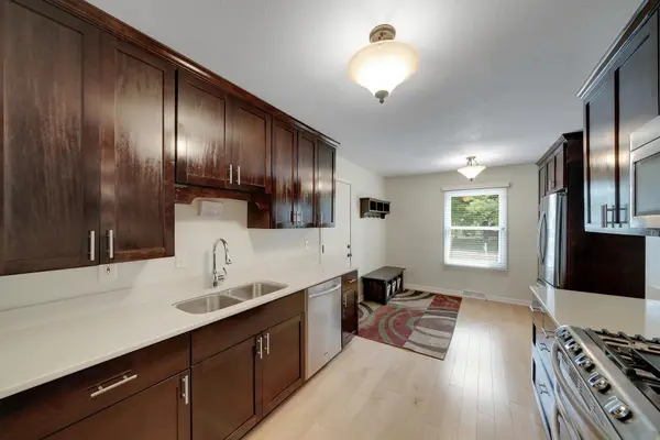 6962 Ideal AVE S, Cottage Grove, MN 55016