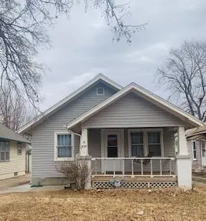 839 S 5th St, Salina, KS 64701