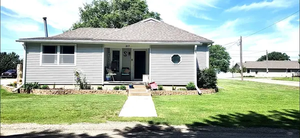 217 Center, Glen Elder, KS 67446