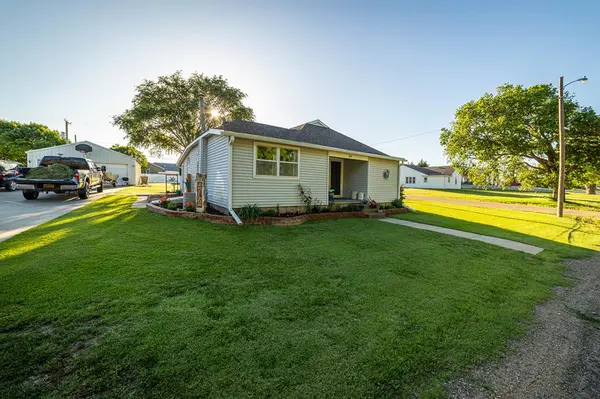 217 Center, Glen Elder, KS 67446