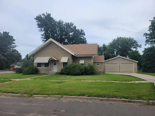 303 N Republic St.,  Courtland,  KS 66939