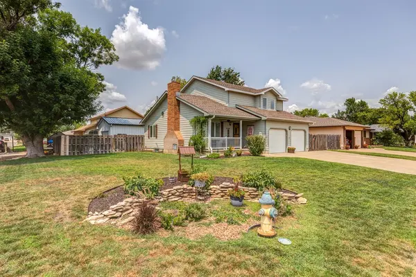 2336 Huntington Rd, Salina, KS 64701