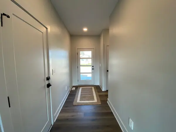 2208 S Tara Falls St, Wichita, KS 67207