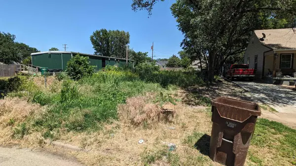 1244 N Indiana Ave, Wichita, KS 67214