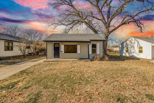 2211 S Saint Francis, Wichita, KS 67202-1058