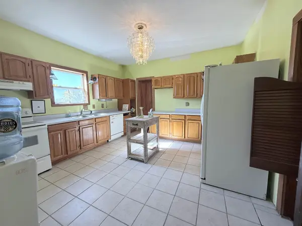 405 Main, Hope, KS 67451
