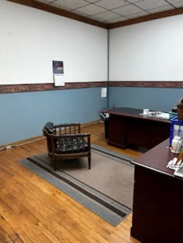 109 N Summit, Arkansas City, KS 67005