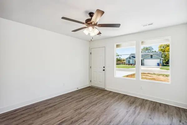 178 N Indian Lakes Dr, Clearwater, KS 67026