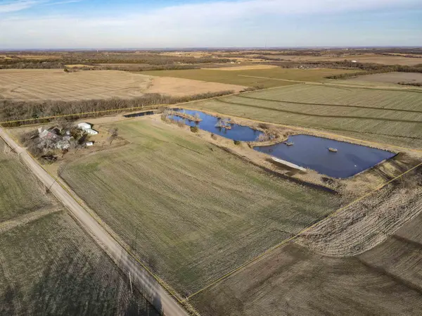 22584 2100 Rd, Chanute, KS 66720