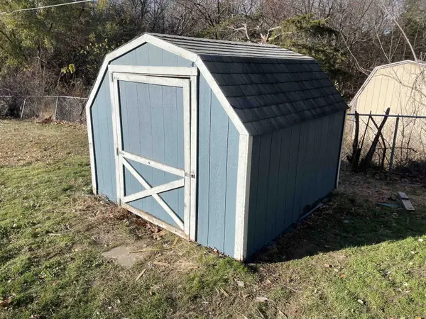 205 Barry St, Milford, KS 66514