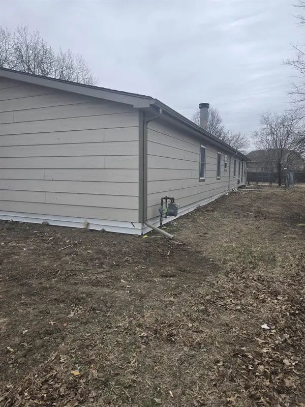 3307 W Marie, Wichita, KS 67217