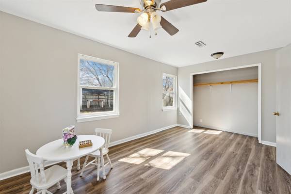 4215 S Cumberland St, Wichita, KS 67216