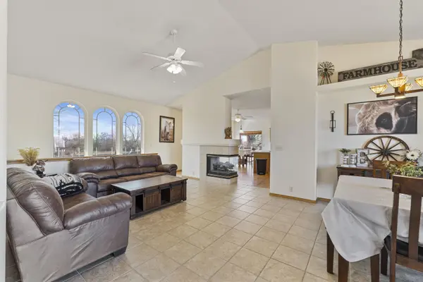 307 W Waterford Ct, Andover, KS 67002