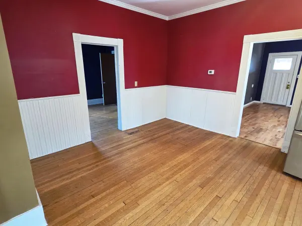 413 W Broadway St, Newton, KS 67114