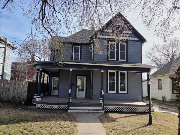 413 W Broadway St,  Newton,  KS 67114