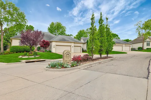 13201 E Bridgefield Pl, Wichita, KS 67230
