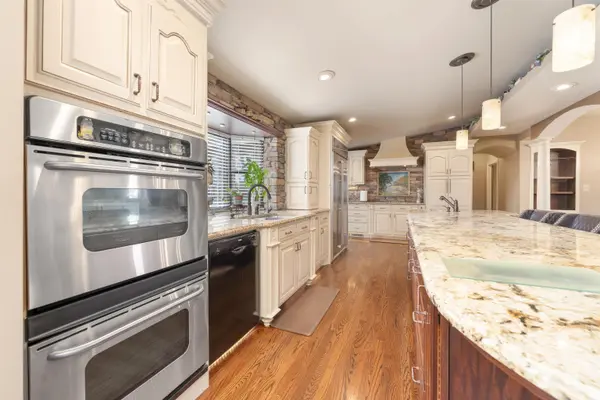 648 N Broadview Ln, Andover, KS 67002