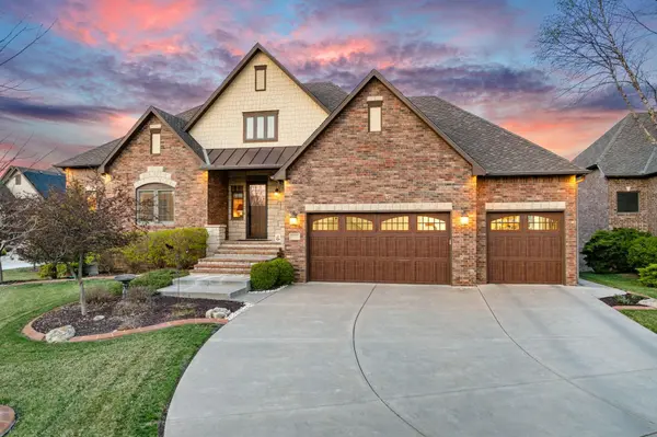 538 N Belle Terre Cir, Wichita, KS 67230