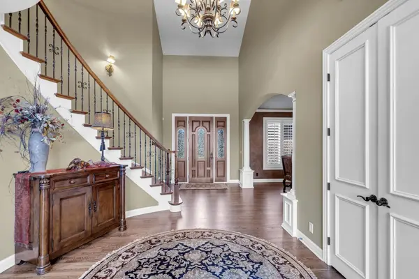2110 N Keeneland Ct, Wichita, KS 67206