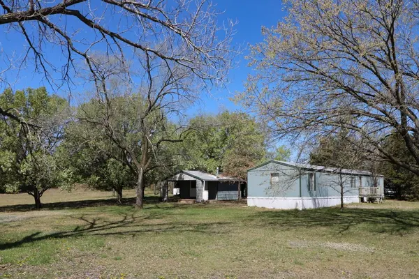 9901 E 103rd St South, Mulvane, KS 67110