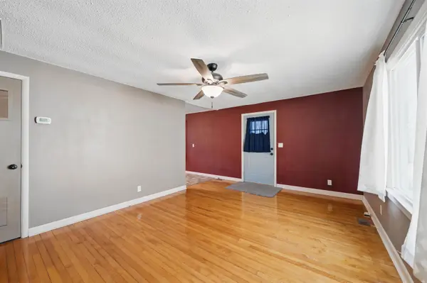 304 S 2nd St, Towanda, KS 67144