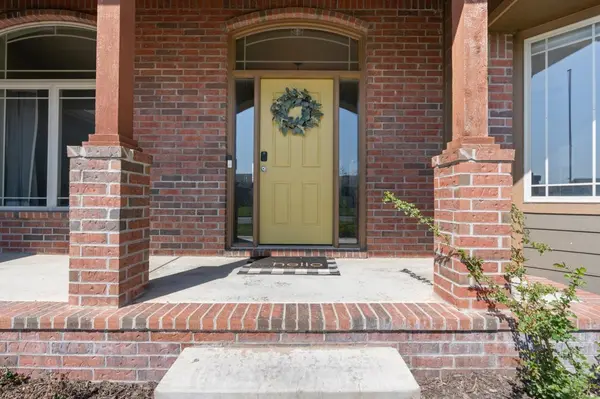 8034 W Palmetto, Wichita, KS 67205