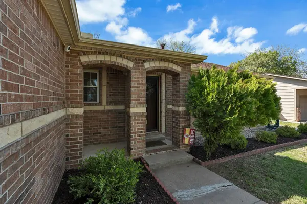 4109 Clarendon St, Bel Aire, KS 67220
