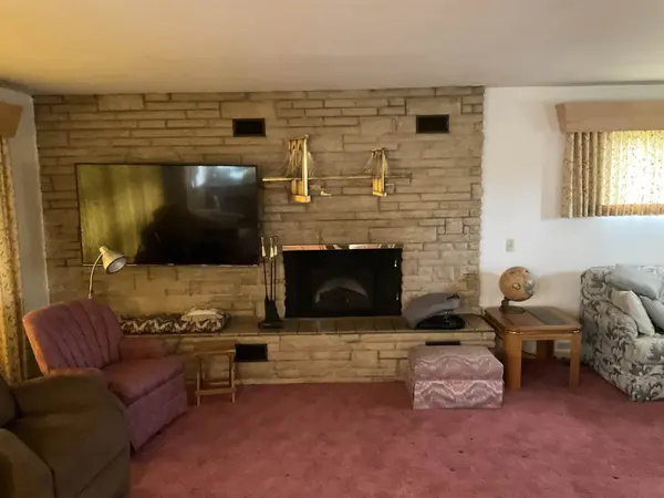 419 S Howard St, Arlington, KS 67514