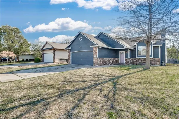 1110 S Longford St, Wichita, KS 67207