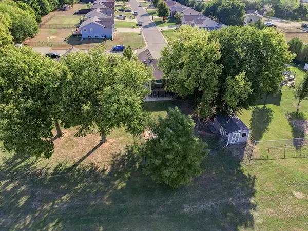 2801 Levi Dr, Arkansas City, KS 67005