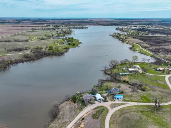 79 Eureka Lake Rd, Eureka, KS 67045