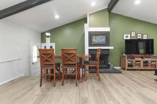 9 Regal Crescent St, North Newton, KS 67117