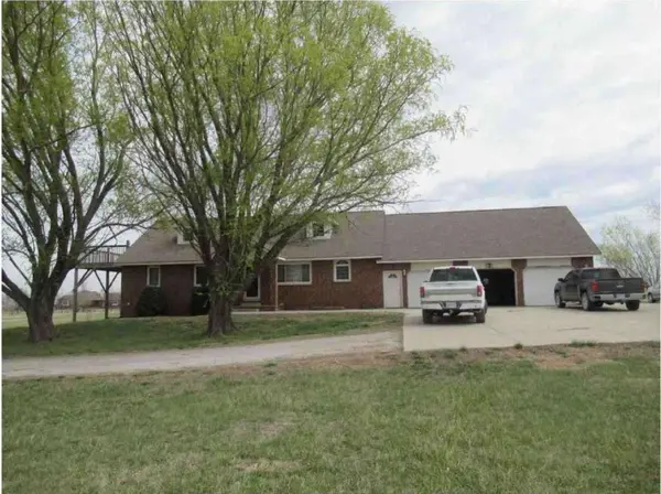 14700 SW Meadowlark Rd, Rose Hill, KS 67133