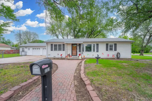 3301 S Wichita St, Wichita, KS 67217