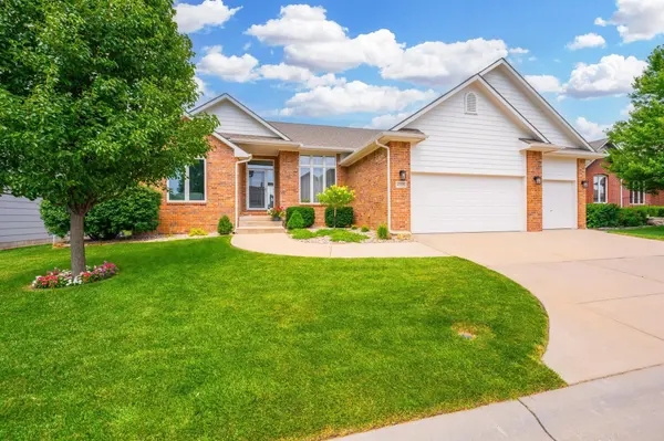 4325 N Cherry Hill St, Wichita, KS 67226
