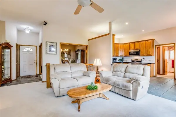313 Cypress Ct, Andover, KS 67002