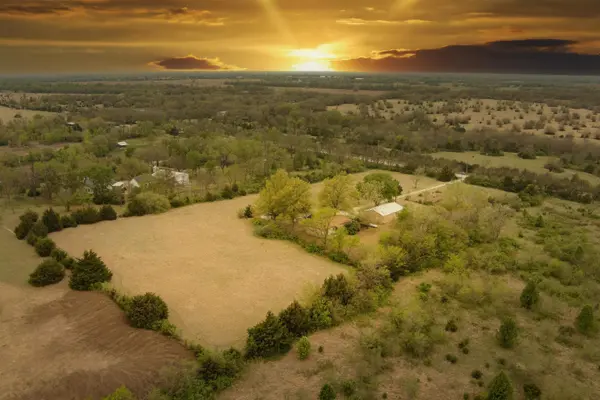 13278 SW Meadowlark Rd, Rose Hill, KS 67133