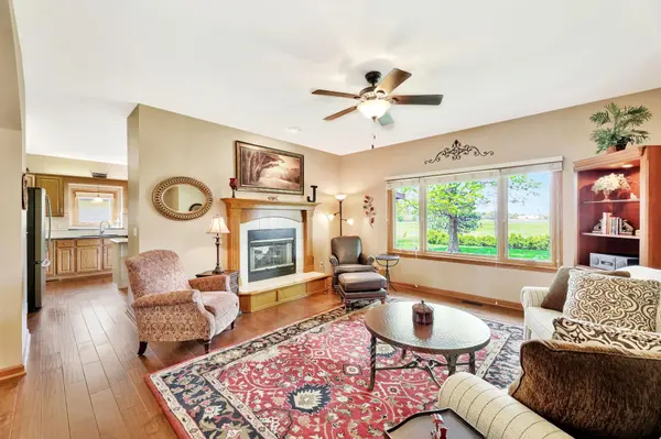 1880 N Lark Cir, Wichita, KS 67212