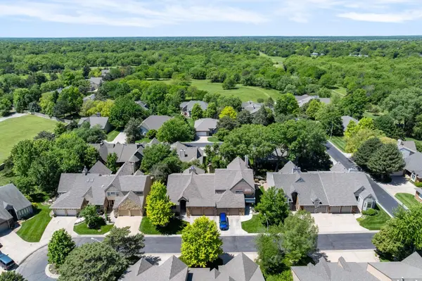 909 N Maize Rd, Wichita, KS 67212