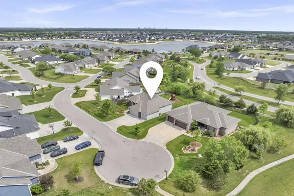 2985 N Gulf Breeze Cir, Wichita, KS 67205