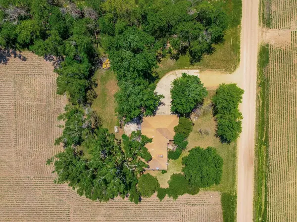 11602 N Tyler Rd, Sedgwick, KS 67135