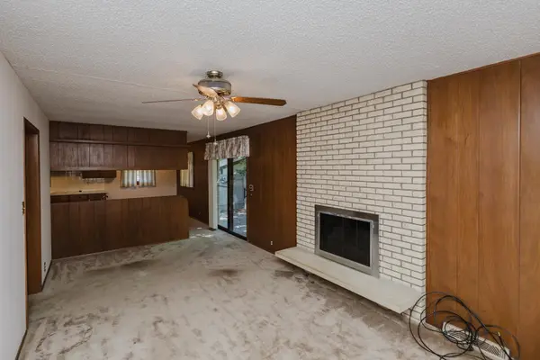 1300 S Fieldcrest, Wichita, KS 67209