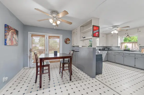 1215 N Logan St, Newton, KS 67114