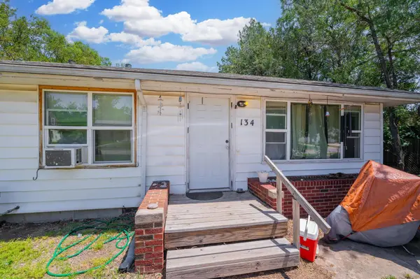 132 S Young St, Wichita, KS 67209