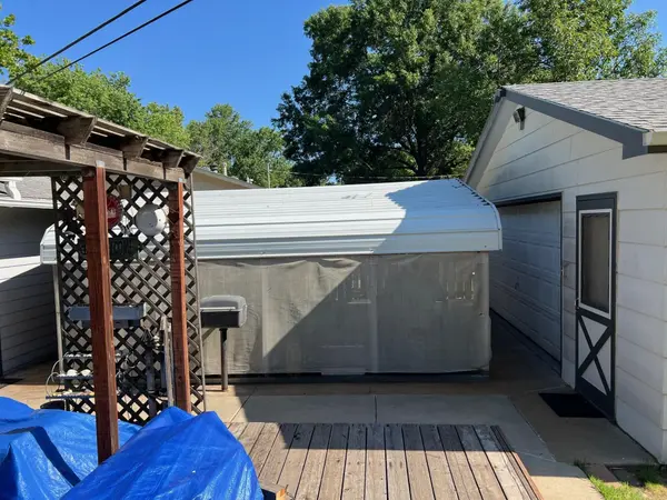 1436 N Timothy Ln, Wichita, KS 67212