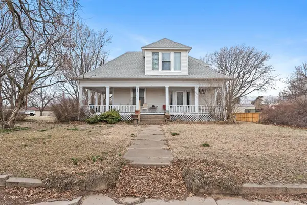 112 N Highland, Conway Springs, KS 67031