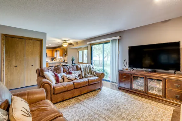2406 N Stoneybrook St, Wichita, KS 67226