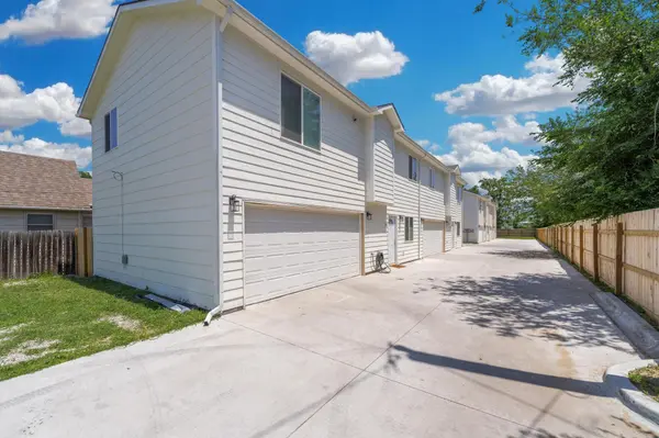 118 N Florence St, Wichita, KS 67212