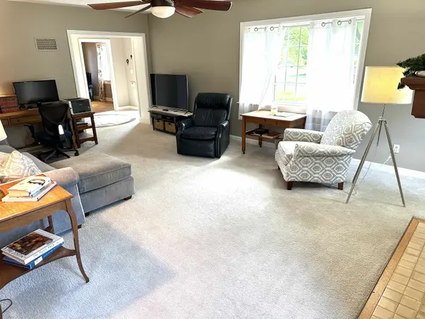 725 N Anthony Ave, Anthony, KS 67003