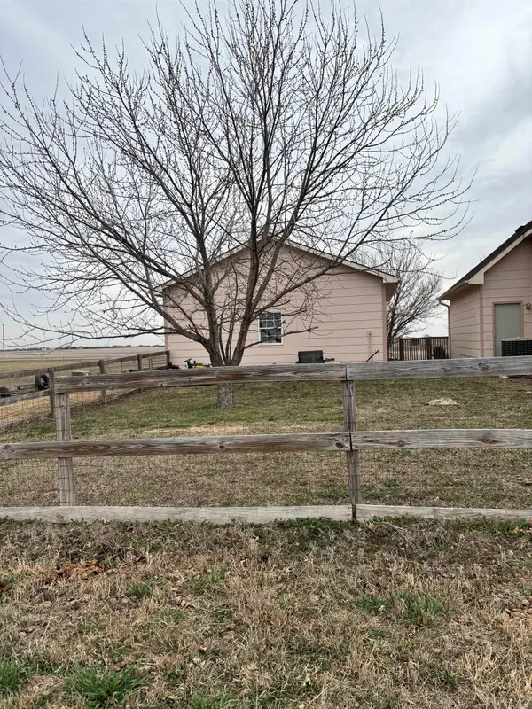 4343 S Greenwich Rd, Derby, KS 67037